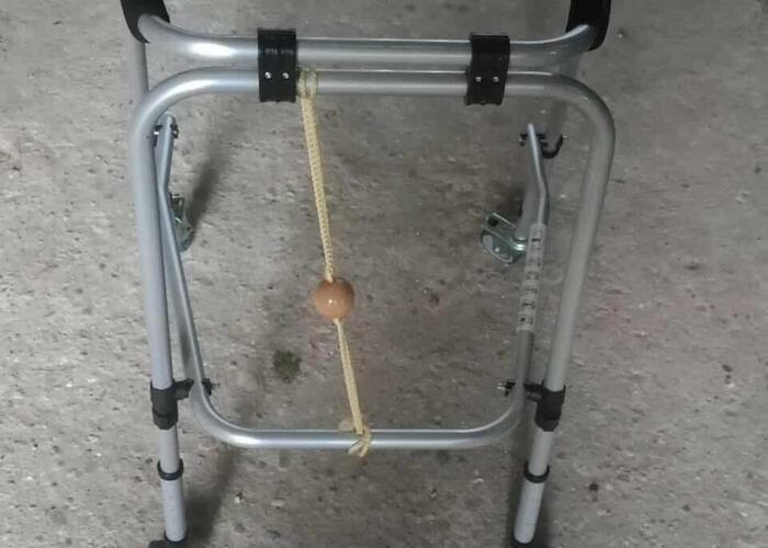 Grajewo ogłoszenia: Sprzedam balkonik/chodzik dla osoby starszej jak nowy 100zl