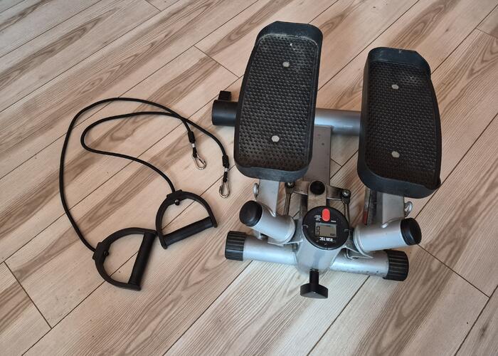 Grajewo ogłoszenia: Sprzedam steper do ćwiczeń

Stan bardzo dobry