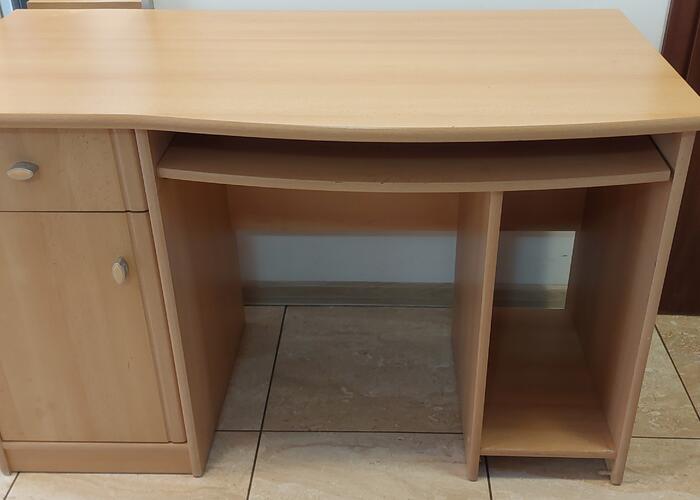 Grajewo ogłoszenia: Sprzedam biurko .