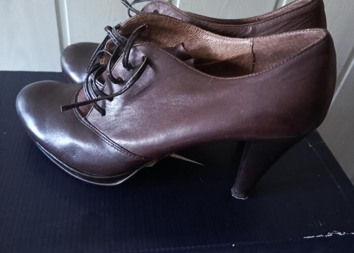 Grajewo ogłoszenia: Buty r. 40